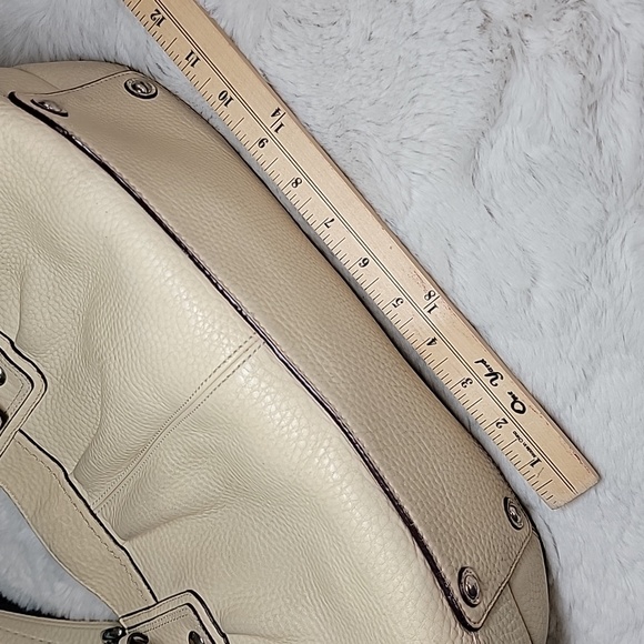 Coach Soho Collection Satchel Light Beige Pebble Leather Shoulder Tote Bag Bin6 - Picture 10 of 16